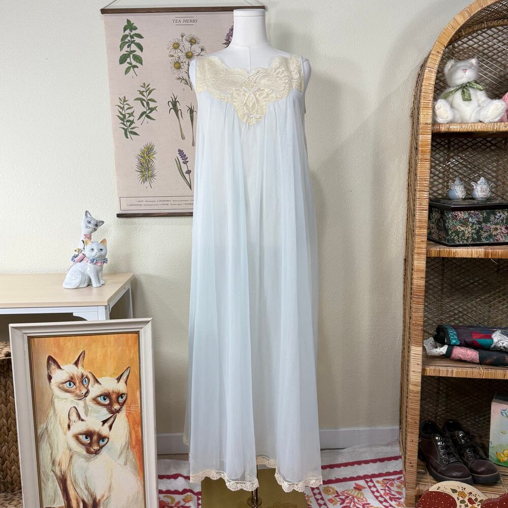 Vintage Gotham Lingerie Nylon Long Nightgown Dolly Coquette Romantic Ethereal S